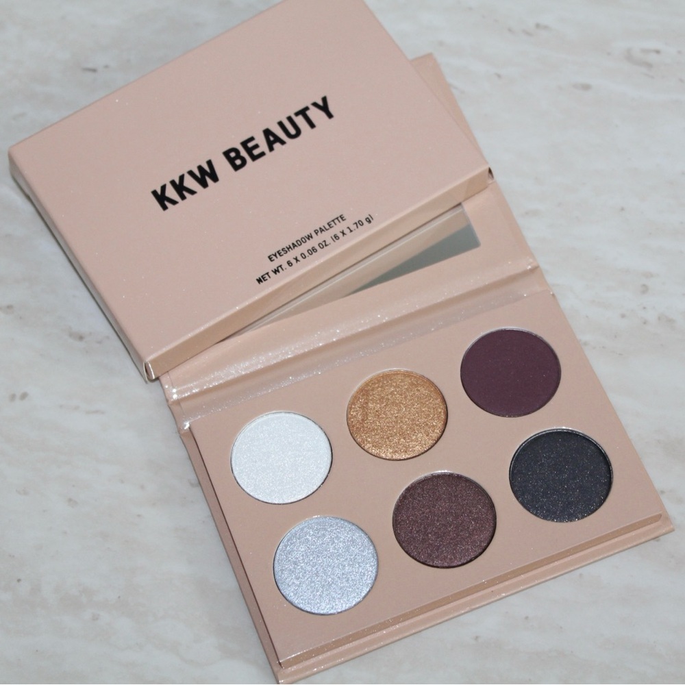 KKW Beauty Glitz & Glam Eyeshadow Palette - Picture 5 of 16